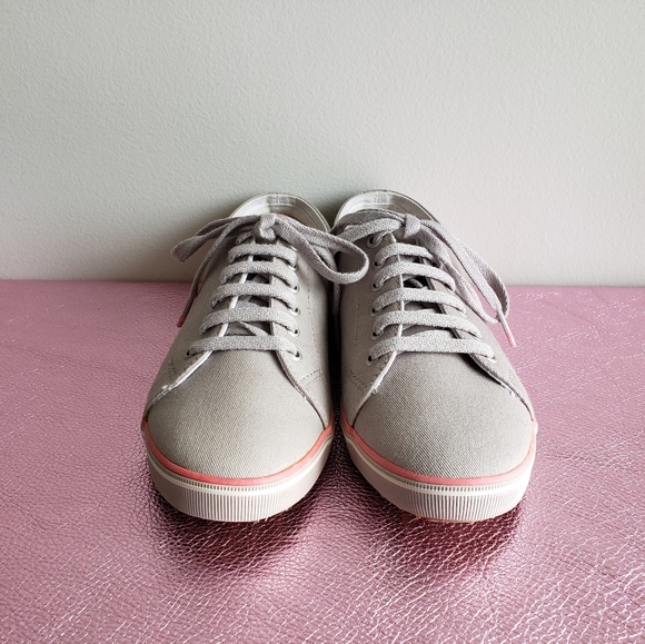 Brand New Fred Perry Sneakers - Picture 7 of 10